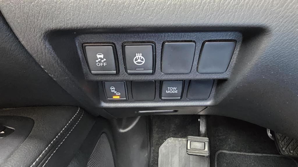 nissan Pathfinder 2018 - 25