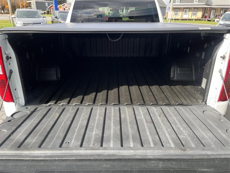 chevrolet Silverado 1500 2020 - 17