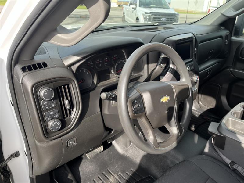 chevrolet Silverado 1500 2020 - 29