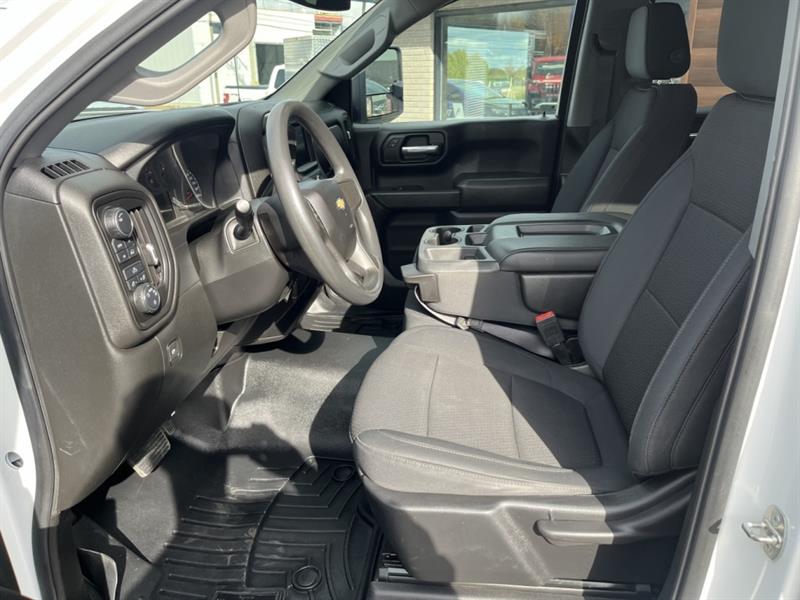 chevrolet Silverado 1500 2020 - 32