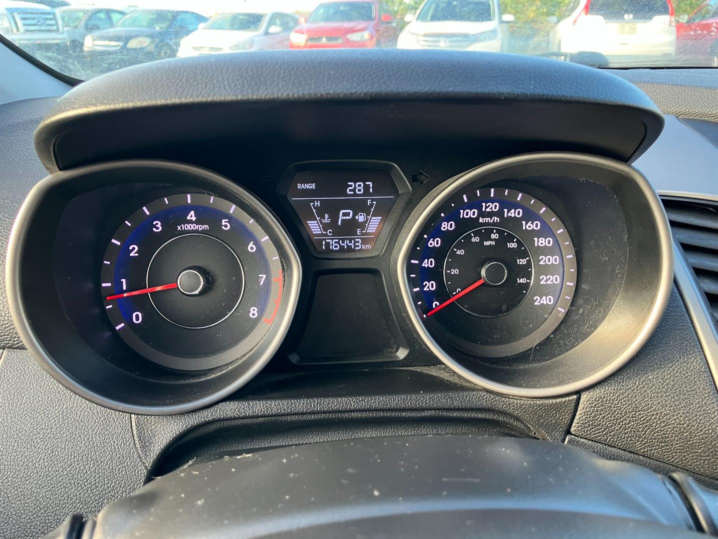 hyundai Elantra 2016 - 14