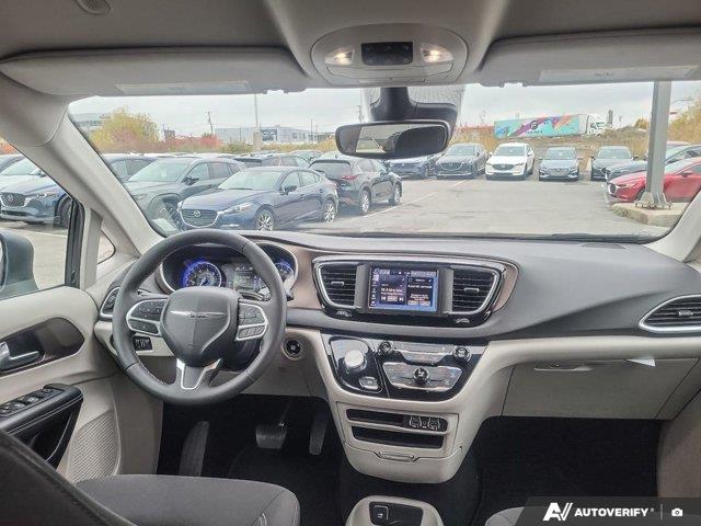 chrysler Grand Caravan 2024 - 28