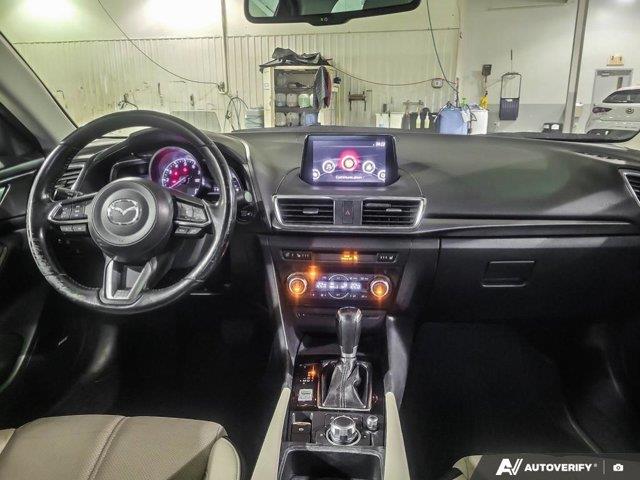 mazda Mazda3 2018 - 28