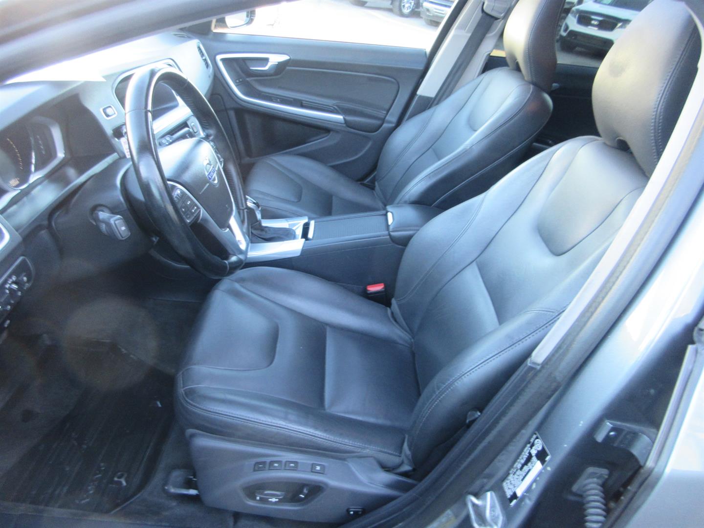 volvo V60 Cross Country 2018 - 24