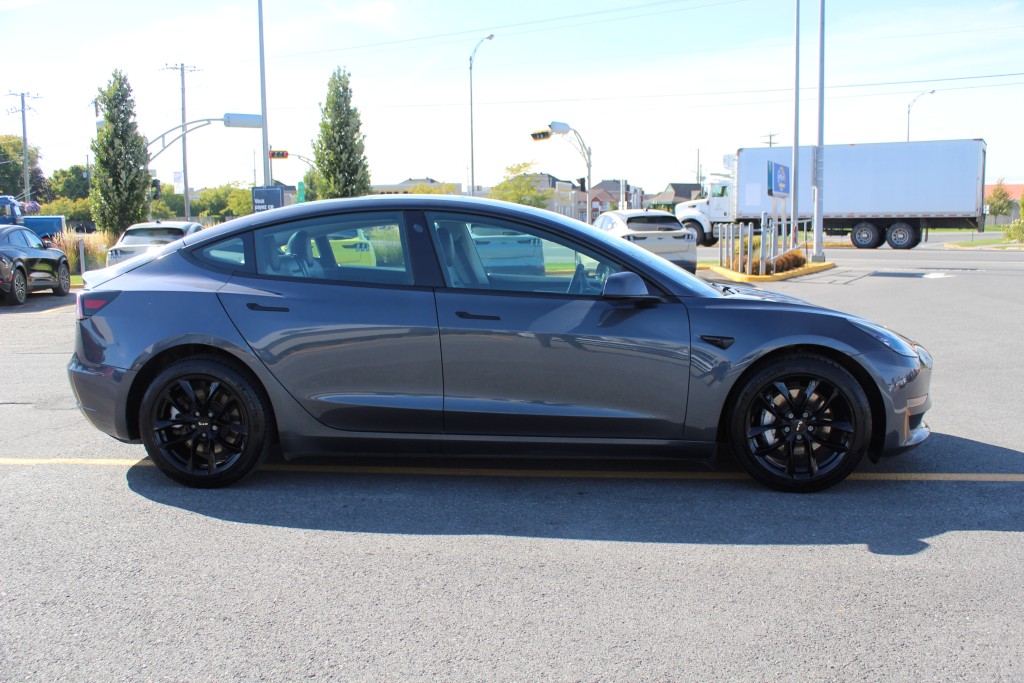 tesla Model 3 2023 - 3
