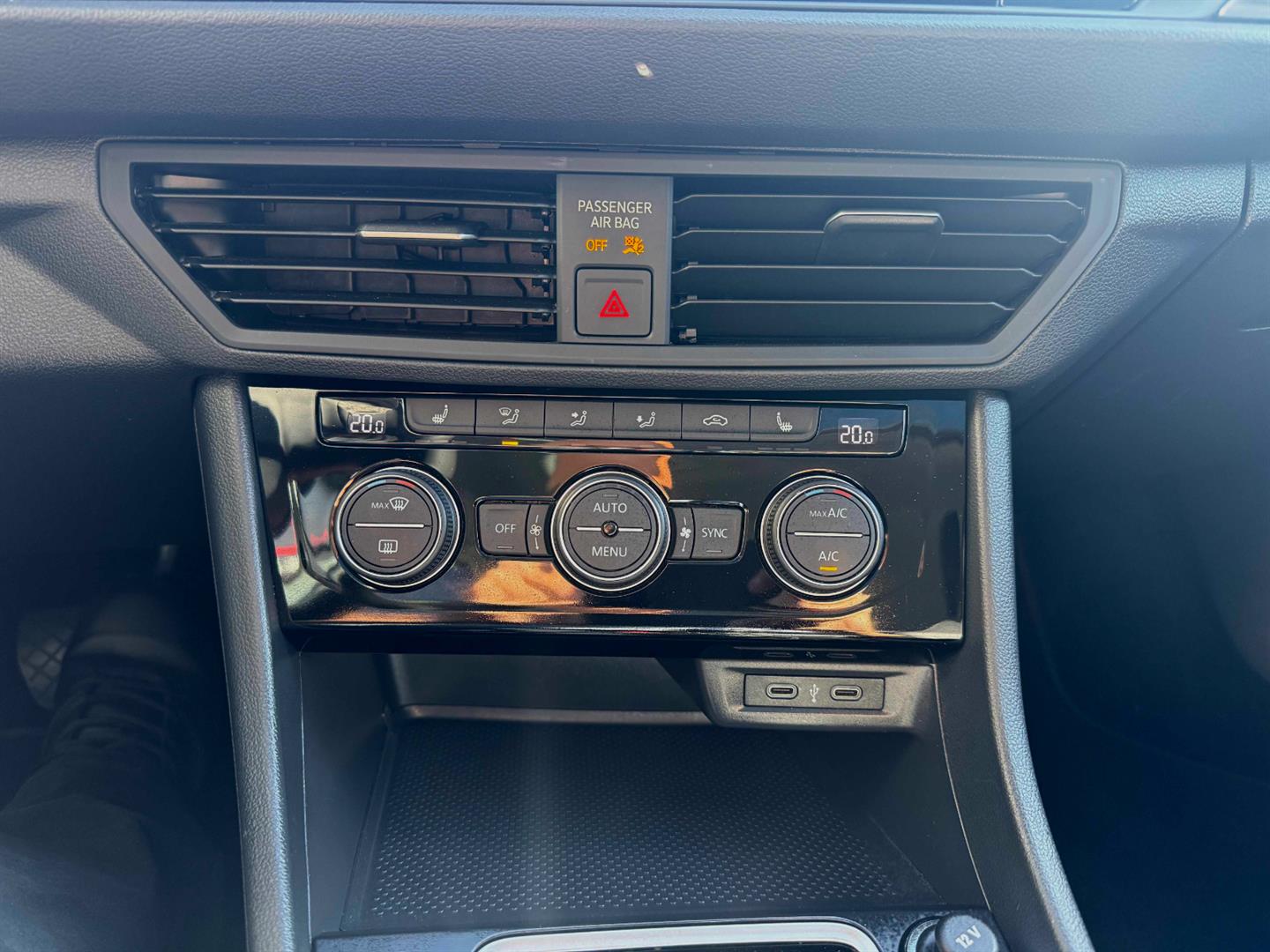 volkswagen Jetta 2021 - 20