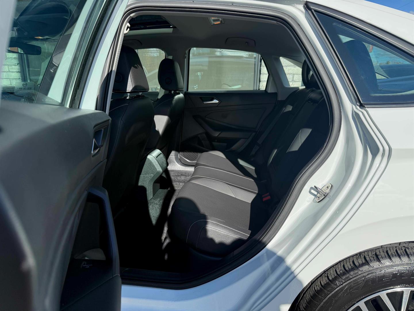 volkswagen Jetta 2021 - 28