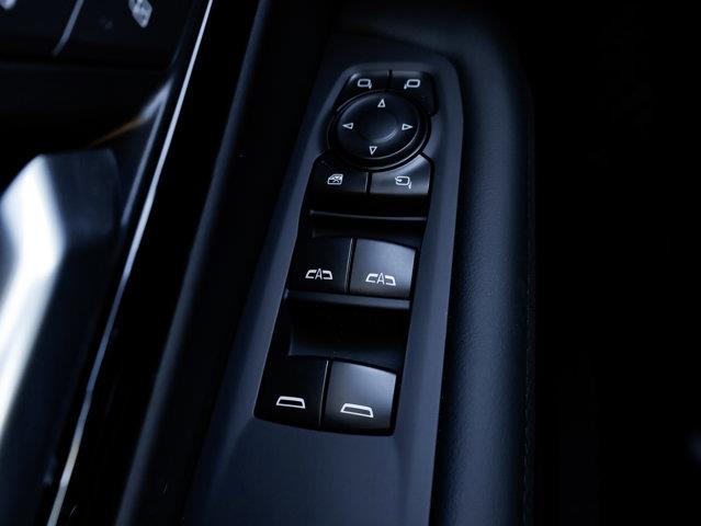 chevrolet Suburban 2026 - 18