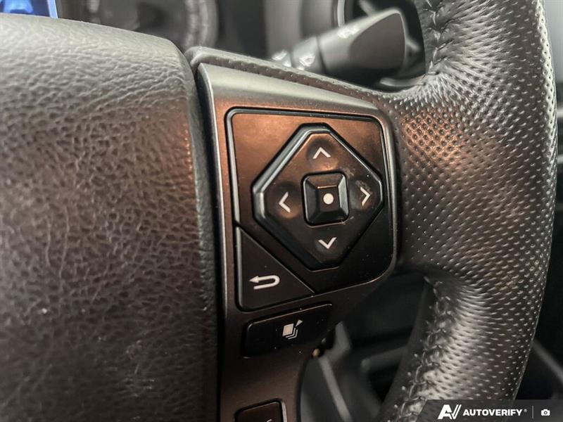 toyota Tacoma 2021 - 18