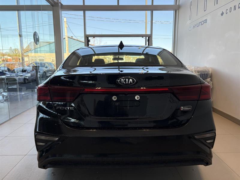 kia Forte 2021 - 5