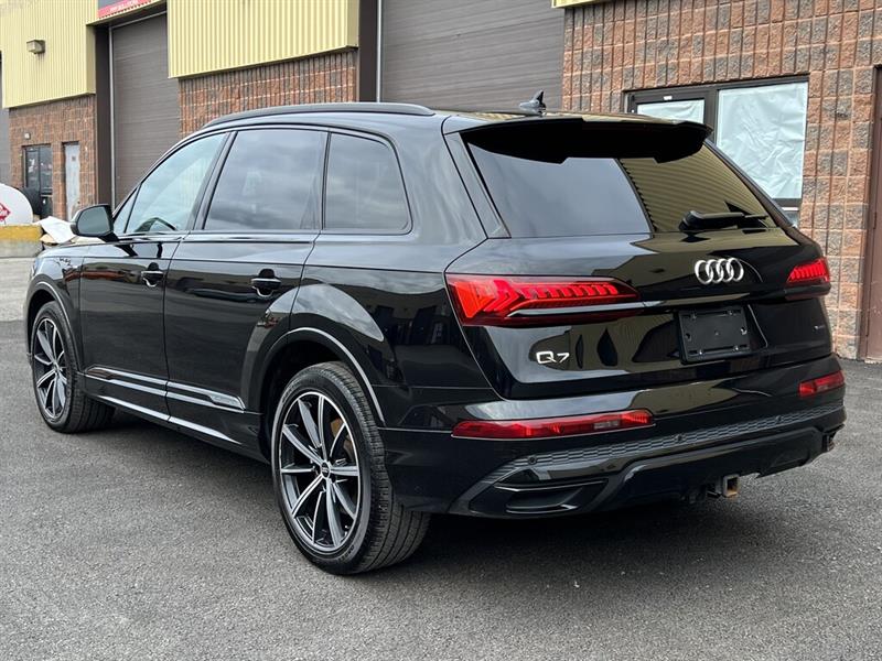 audi Q7 2022 - 24