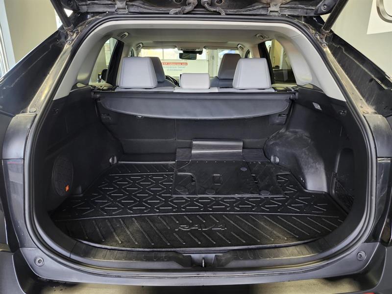 toyota RAV4 2019 - 24