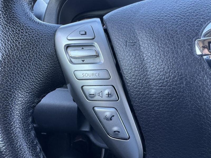 nissan Versa Note 2018 - 12