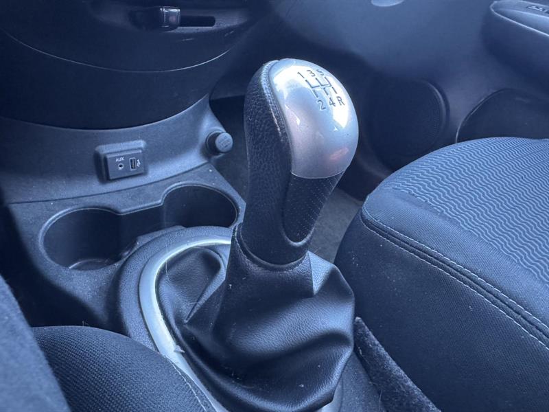 nissan Versa Note 2018 - 17