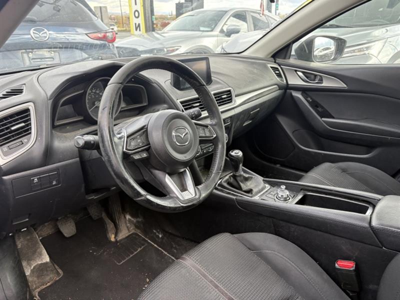 mazda Mazda3 2018 - 3