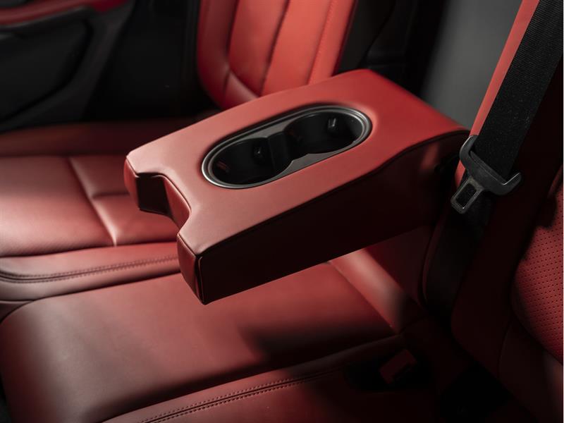 porsche Macan 2024 - 25