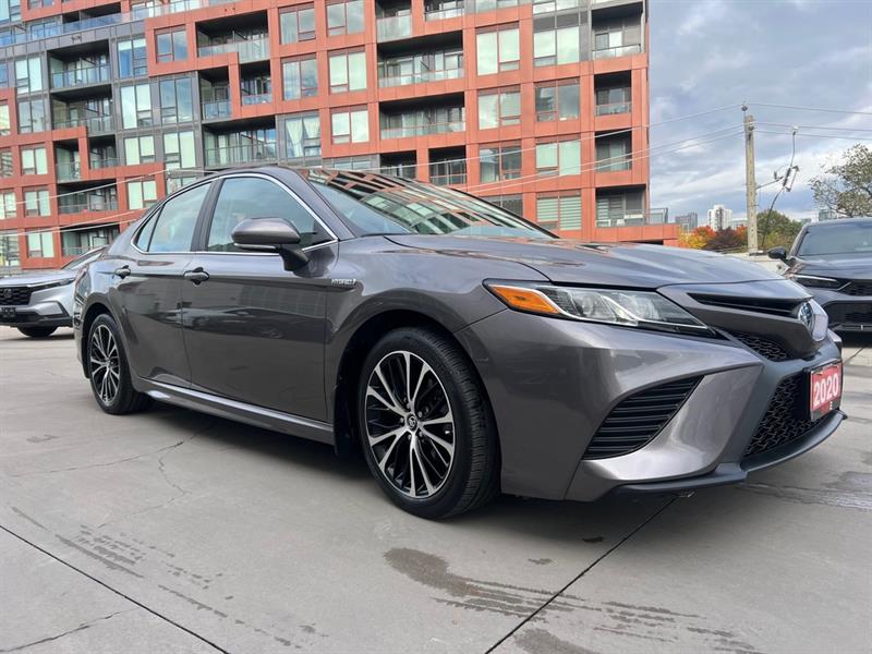 toyota Camry Hybrid 2020 - 11