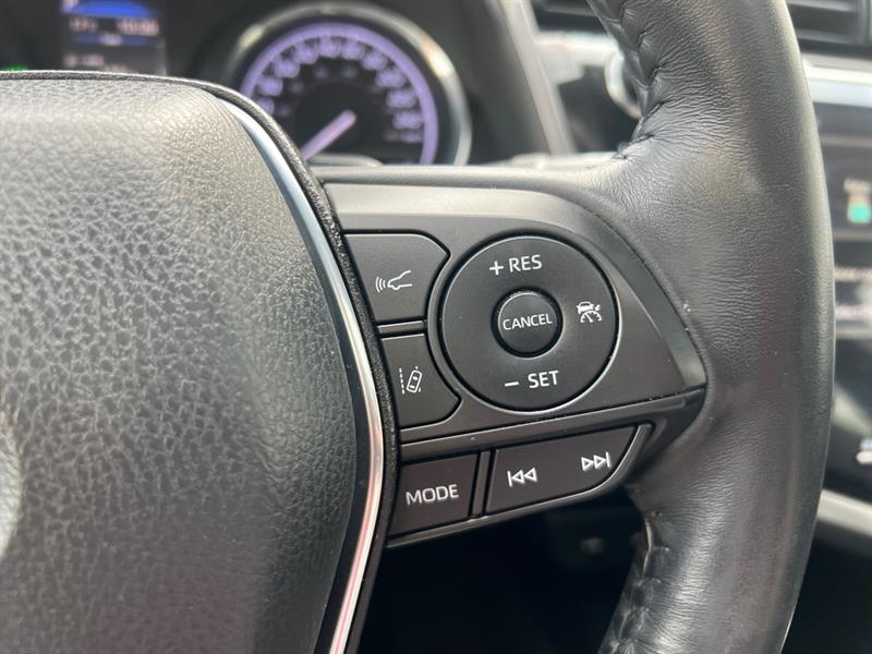 toyota Camry Hybrid 2020 - 16