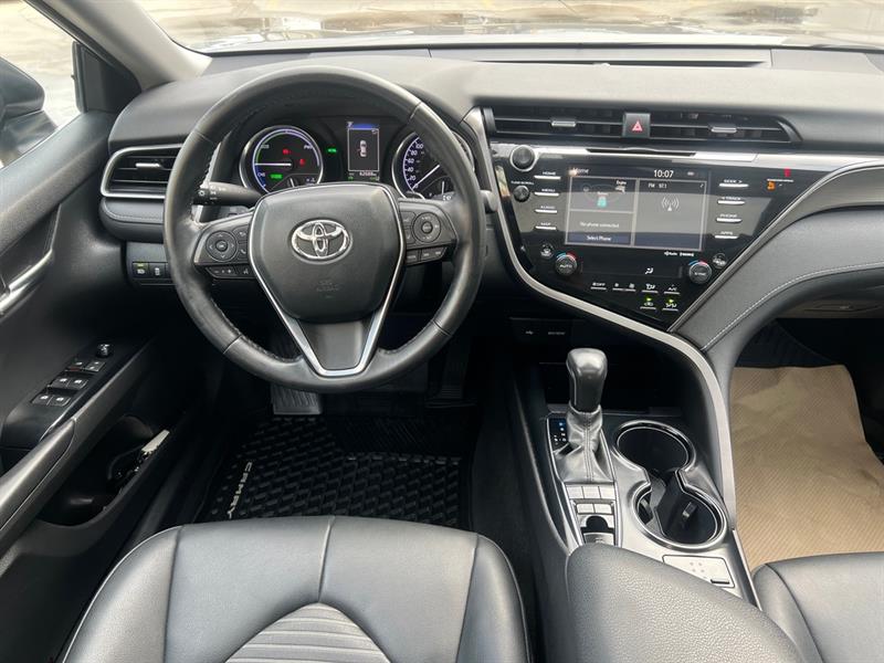 toyota Camry Hybrid 2020 - 22