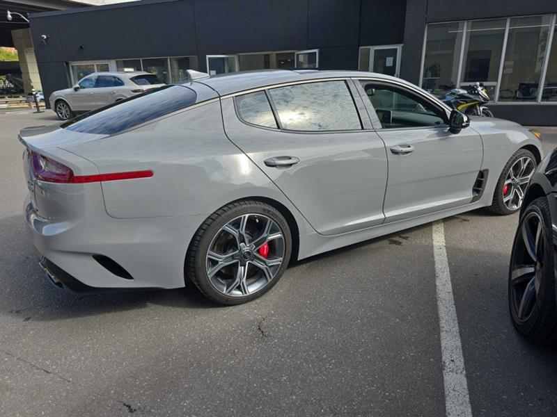 kia Stinger 2020 - 6