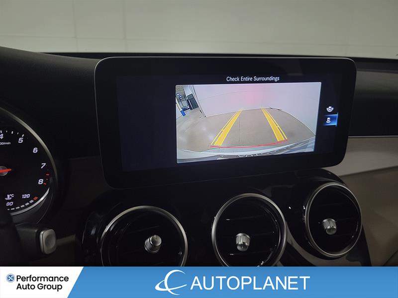 mercedes-benz GLC300 2022 - 36