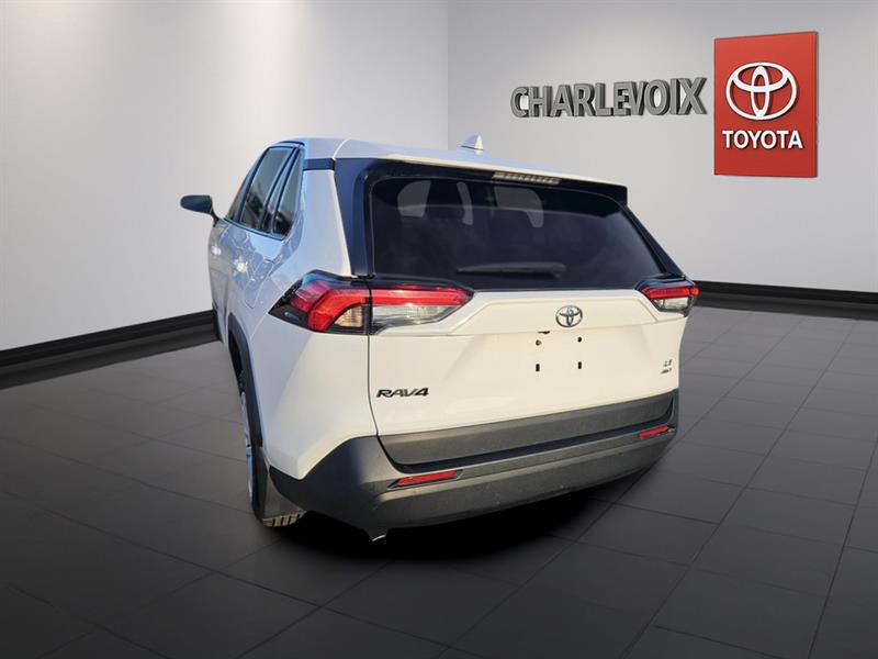 toyota RAV4 2023 - 8