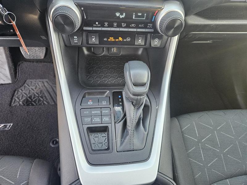 toyota RAV4 2023 - 17