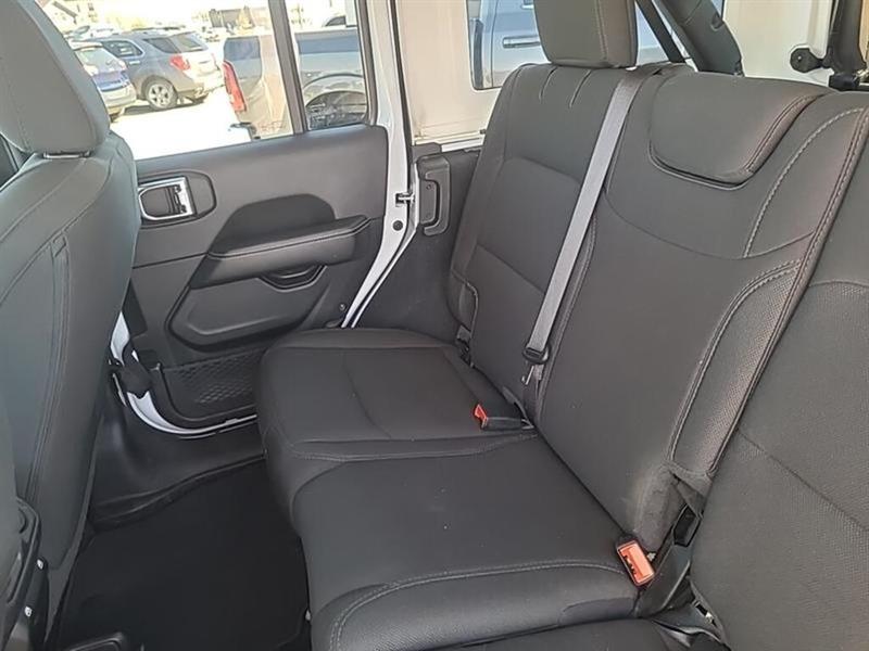 jeep Wrangler 2023 - 14