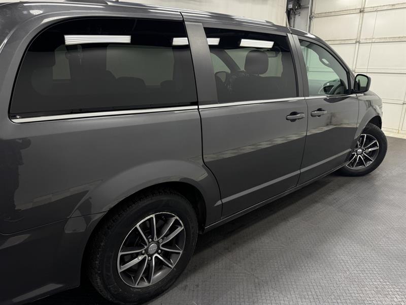 dodge Grand Caravan 2018 - 11