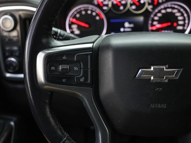 chevrolet Silverado 2022 - 24