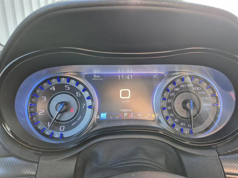 chrysler 300 2016 - 14