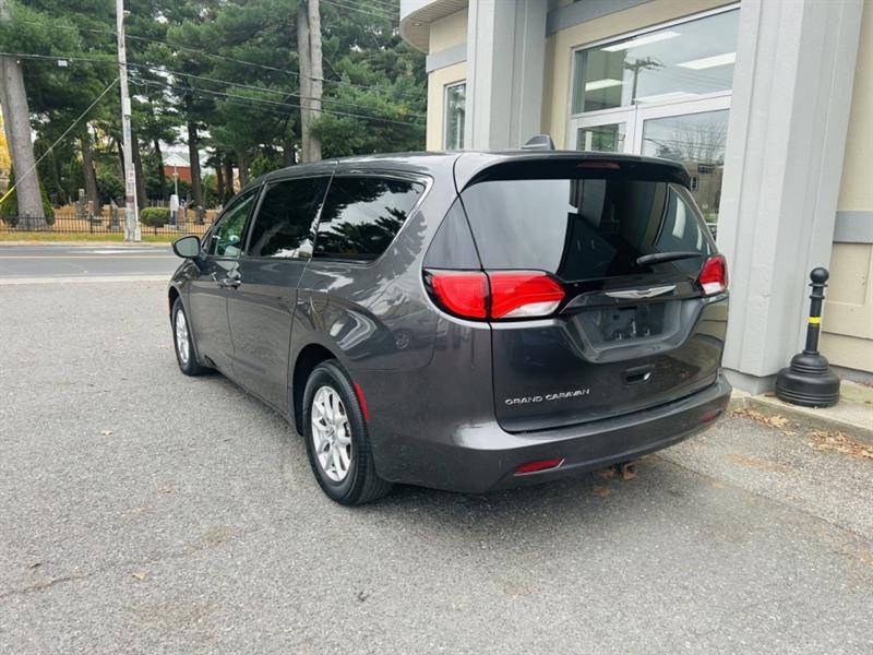chrysler Grand Caravan 2022 - 4