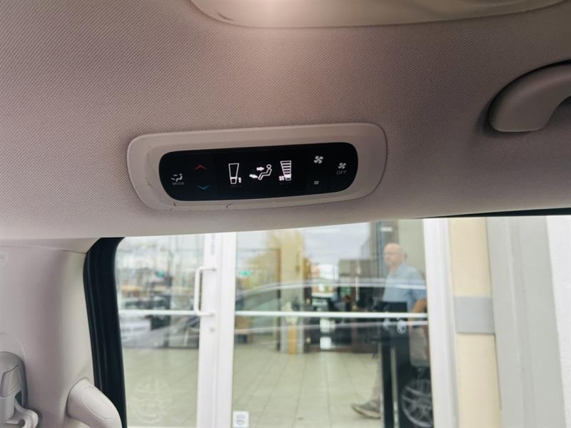 chrysler Grand Caravan 2022 - 7