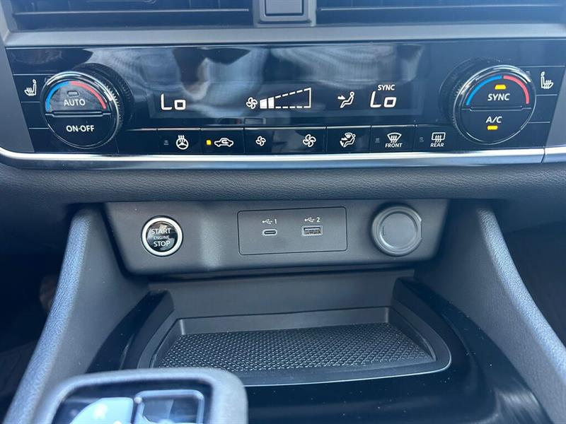 nissan Rogue 2023 - 25