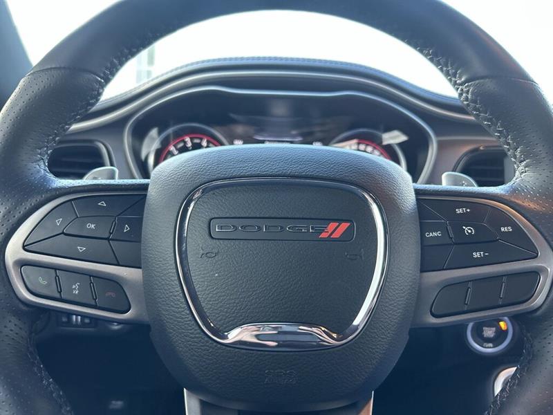 dodge Challenger 2021 - 22