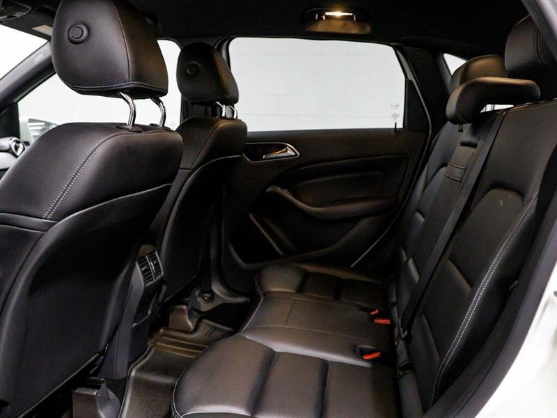 mercedes-benz B250 2016 - 21