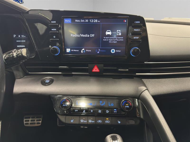 hyundai Elantra 2022 - 17