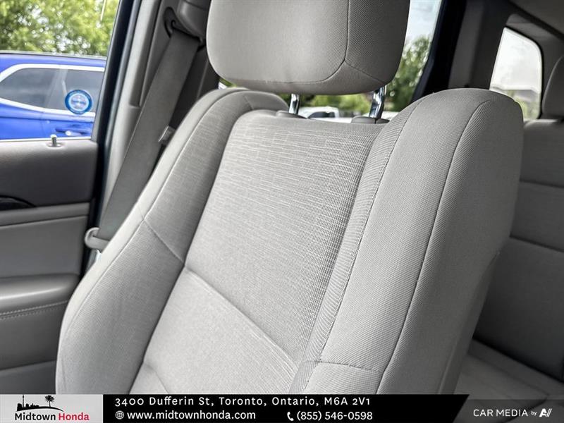 jeep Grand Cherokee 2011 - 24