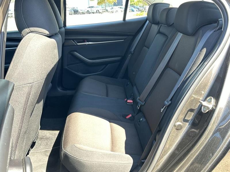 mazda Mazda3 2021 - 30
