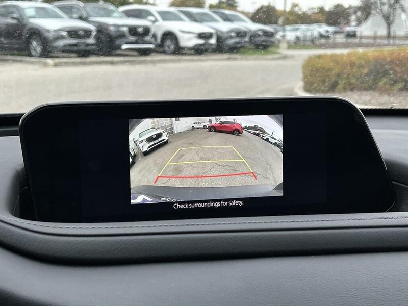 mazda CX-30 2023 - 24