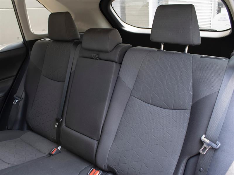 toyota RAV4 2023 - 25