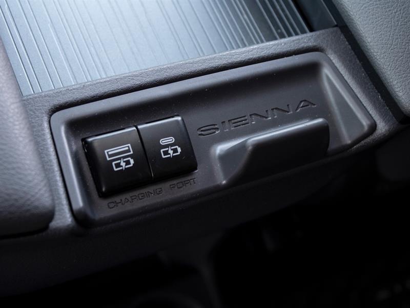 toyota Sienna 2024 - 23