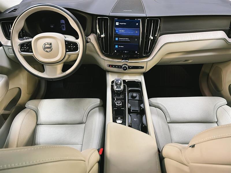 volvo XC60 2023 - 12