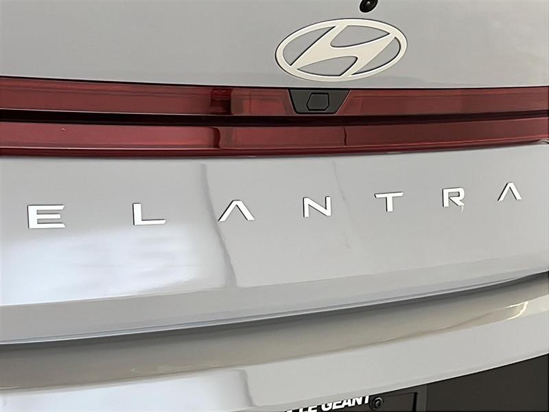 hyundai Elantra 2024 - 26