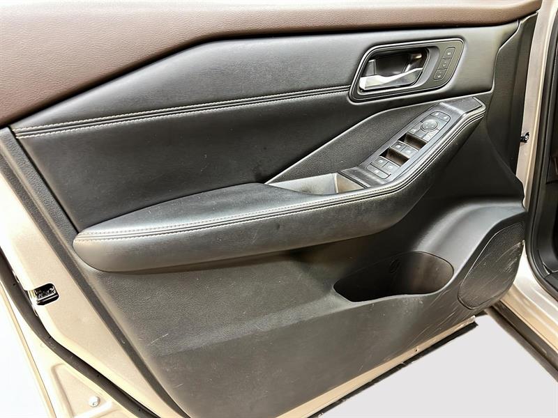 nissan Rogue 2023 - 26