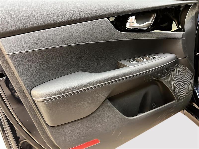 kia Forte5 2023 - 21