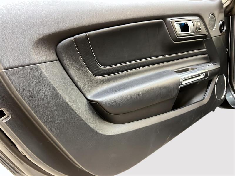 ford Mustang 2020 - 26