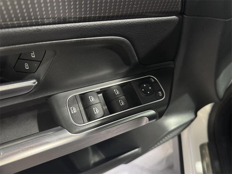 mercedes-benz GLB 250 2022 - 7