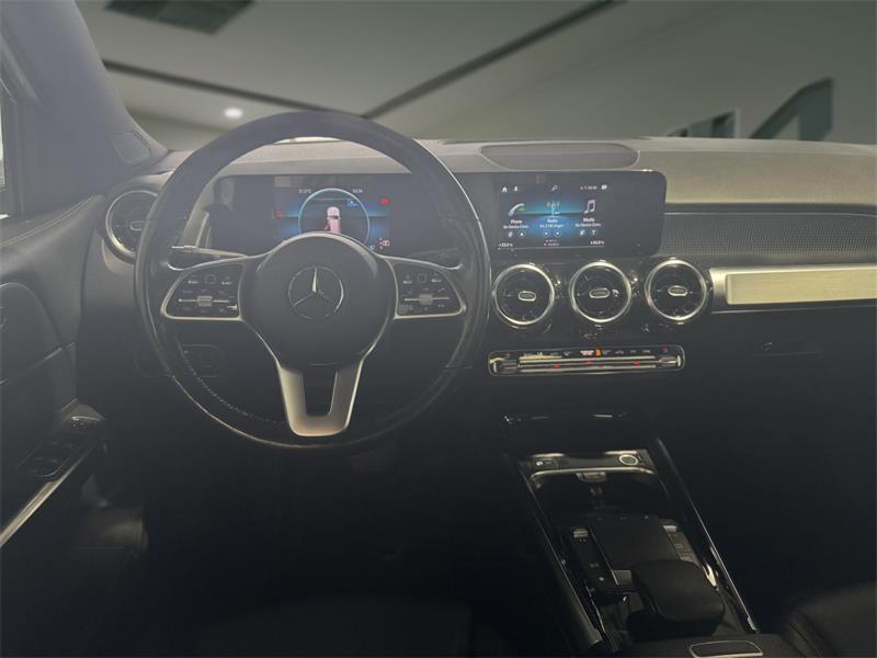 mercedes-benz GLB 250 2022 - 13