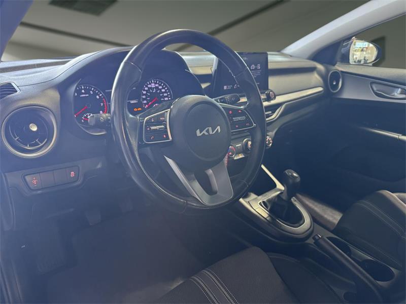 kia Forte 2022 - 8